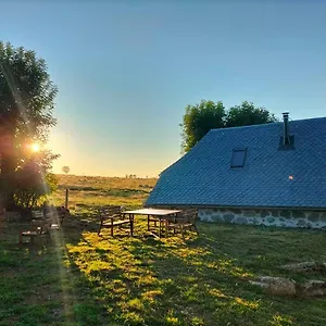 location-dun-buron-sur-laubrac.midi-pyreneeshotels.com/